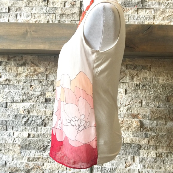 New York & CO Floral Top - Picture 3 of 8